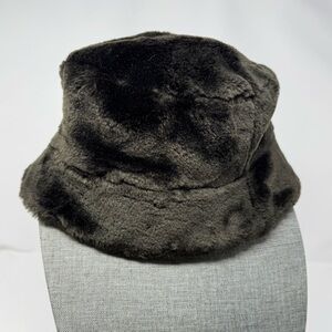 David & Young Faux Fur Bucket Hat, winter, preppy, classic, formal dressy, retro